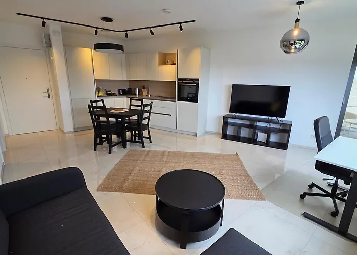 3rd Floor High-end 1br In Lux-belair With Parking 아파트 룩셈부르크